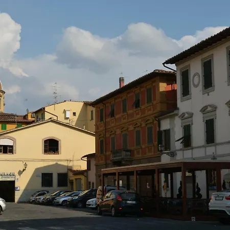Lily 2* Florence